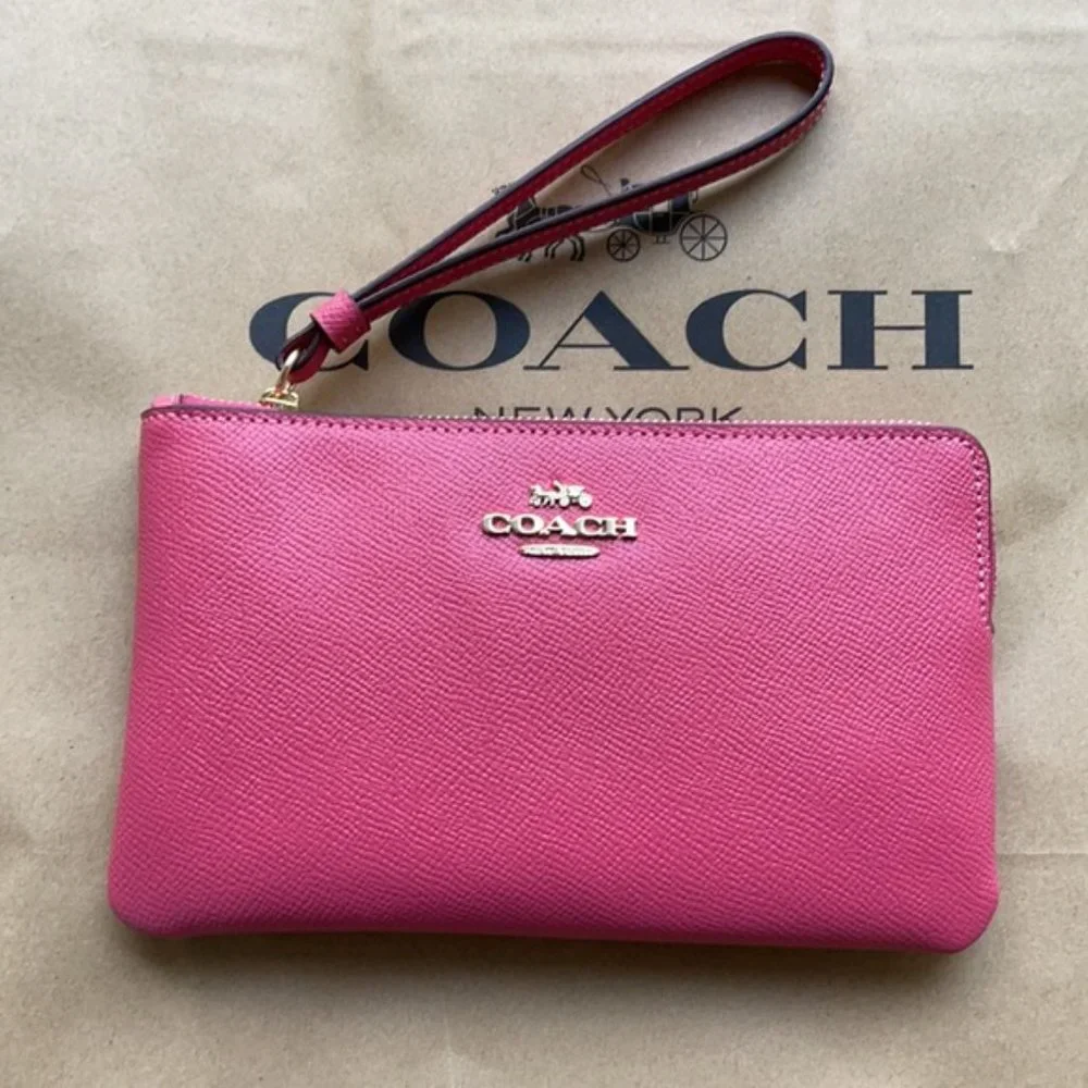 Coach Large Corner Zip Wristlet Gold/Rouge NWT - Picture 9 of 15